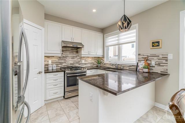 131 Solaris Drive, House detached with 4 bedrooms, 4 bathrooms and 4 parking in Ottawa ON | Image 9