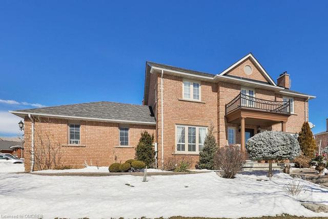 4617 Crosscreek Court, House detached with 5 bedrooms, 3 bathrooms and 4 parking in Mississauga ON | Image 4