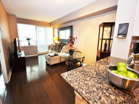 302 - 35 Bales Ave, Condo with 1 bedrooms, 1 bathrooms and 1 parking in Toronto ON | Image 4