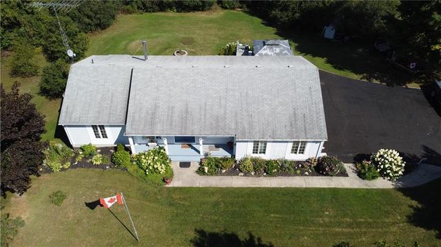14 Polk Crescent, House detached with 2 bedrooms, 2 bathrooms and 6 parking in Rideau Lakes ON | Image 5