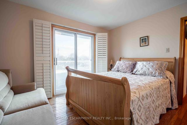 41 East 27th St, House detached with 4 bedrooms, 2 bathrooms and 2 parking in Hamilton ON | Image 14