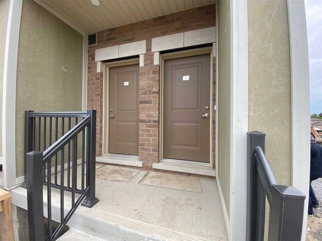 8 - 465 Beresford Path, Townhouse with 2 bedrooms, 2 bathrooms and 1 parking in Oshawa ON | Image 16