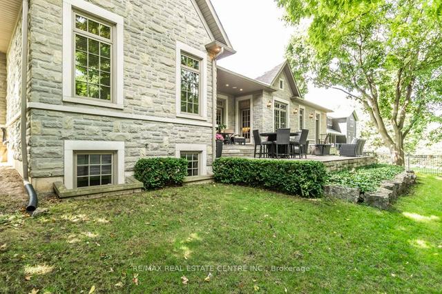 63 Metcalfe St, House detached with 3 bedrooms, 4 bathrooms and 6 parking in Guelph ON | Image 29
