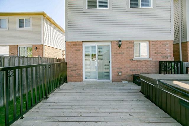 50 Winchester Terr, House attached with 3 bedrooms, 4 bathrooms and 3 parking in Barrie ON | Image 35