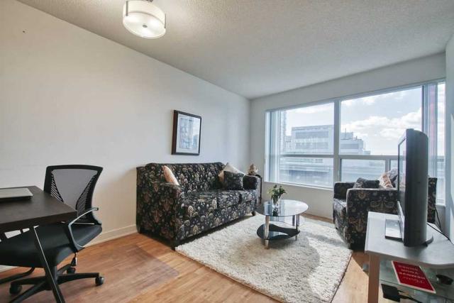 610 - 38 Lee Centre Dr, Condo with 1 bedrooms, 1 bathrooms and 1 parking in Toronto ON | Image 6