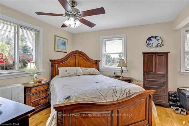 318 Sherin Ave, House detached with 1 bedrooms, 2 bathrooms and 4 parking in Peterborough ON | Image 20