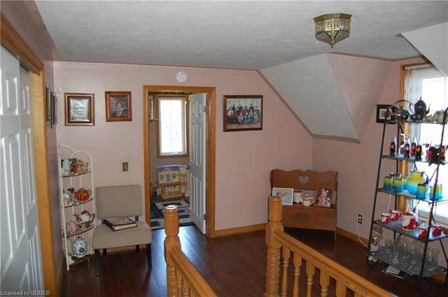 2152 Highway #3, House detached with 3 bedrooms, 2 bathrooms and null parking in Norfolk County ON | Image 16