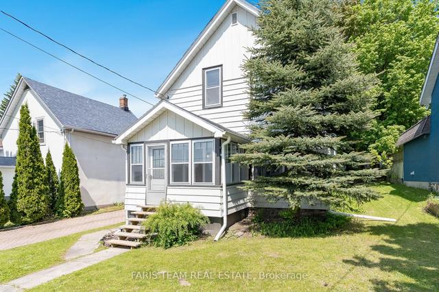 23 Maria St, House detached with 3 bedrooms, 1 bathrooms and 4 parking in Penetanguishene ON | Image 12