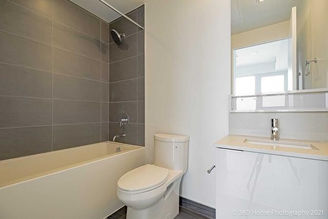 3007 - 5 Buttermill Ave, Condo with 2 bedrooms, 2 bathrooms and 0 parking in Vaughan ON | Image 2