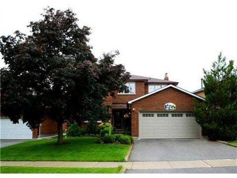2128 Laurelwood Dr, House detached with 4 bedrooms, 4 bathrooms and 2 parking in Oakville ON | Image 1