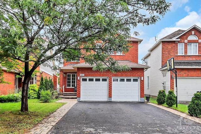 21 Rialto Way, House detached with 5 bedrooms, 4 bathrooms and 4 parking in Ottawa ON | Image 2