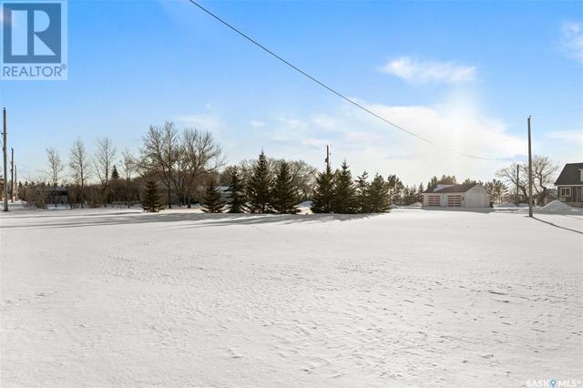 108 George Street, House detached with 2 bedrooms, 1 bathrooms and null parking in Radisson SK | Image 38