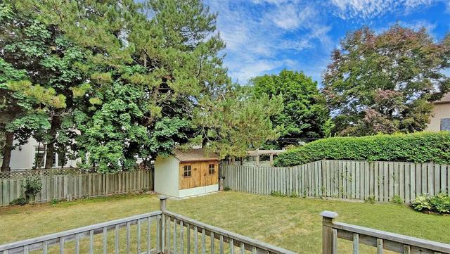 47 Southwell Dr, House detached with 2 bedrooms, 3 bathrooms and 5 parking in Toronto ON | Image 27