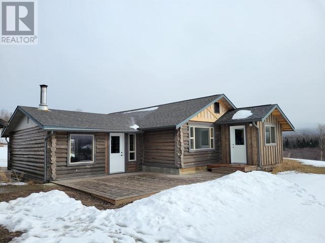 10523 Nithi Pit Road, House detached with 3 bedrooms, 1 bathrooms and null parking in Bulkley Nechako D BC | Image 3