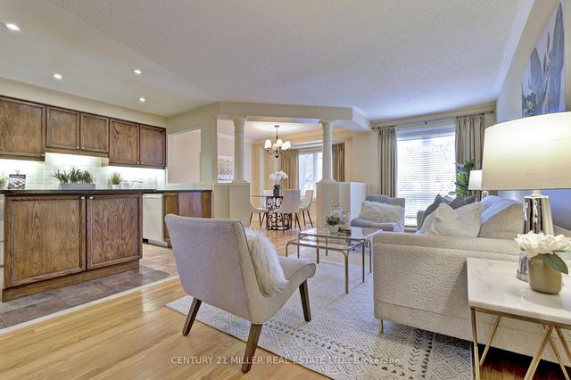29b - 1084 Queen St W, Townhouse with 3 bedrooms, 3 bathrooms and 2 parking in Mississauga ON | Image 1