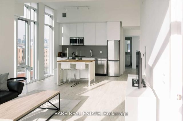1523 - 50 Power St, Condo with 2 bedrooms, 2 bathrooms and 0 parking in Toronto ON | Image 1