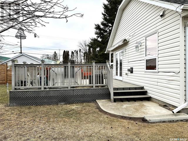 420 3rd Avenue, House detached with 2 bedrooms, 2 bathrooms and null parking in Cudworth SK | Image 40
