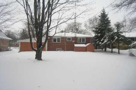 81 Zina St, House detached with 3 bedrooms, 1 bathrooms and 4 parking in Orangeville ON | Image 2