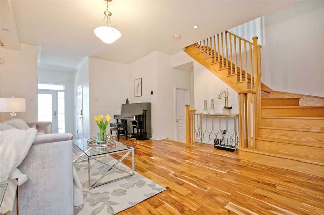 5581 Fudge Terr, House semidetached with 4 bedrooms, 4 bathrooms and 3 parking in Mississauga ON | Image 29