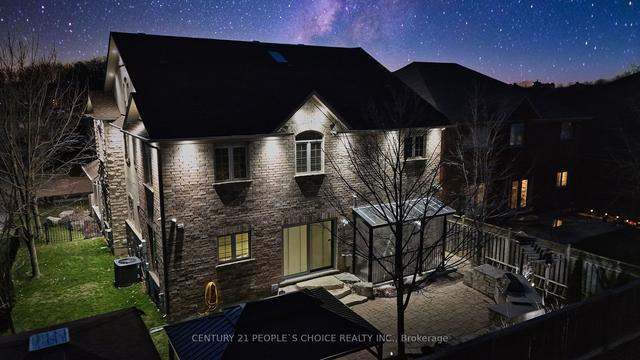 2195 Dewsbury Dr, House detached with 4 bedrooms, 6 bathrooms and 4 parking in Oakville ON | Image 30