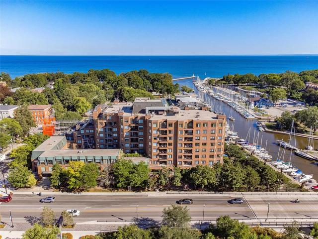 804 - 100 Lakeshore Rd E, Condo with 2 bedrooms, 2 bathrooms and 1 parking in Oakville ON | Card Image
