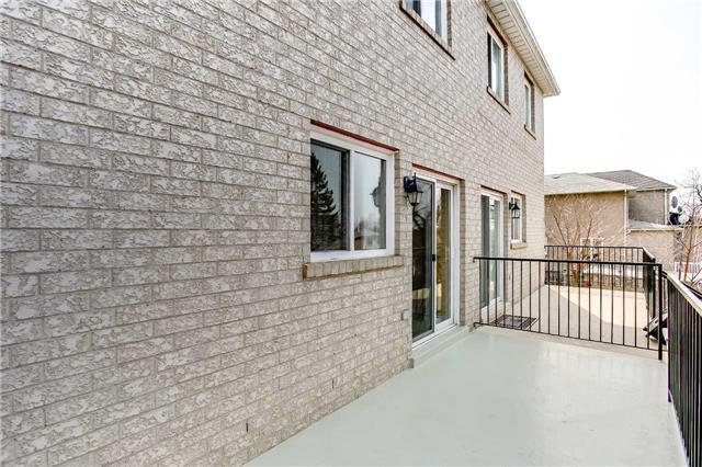 82 Branstone Rd, House semidetached with 4 bedrooms, 4 bathrooms and 1 parking in Toronto ON | Image 19