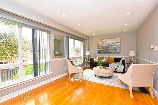 16 - 2395 Bromsgrove Rd, Townhouse with 4 bedrooms, 3 bathrooms and 2 parking in Mississauga ON | Image 35