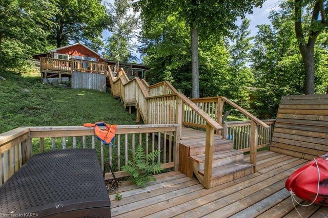 3495 Buck Point Road, House detached with 2 bedrooms, 2 bathrooms and 17 parking in South Frontenac ON | Image 37