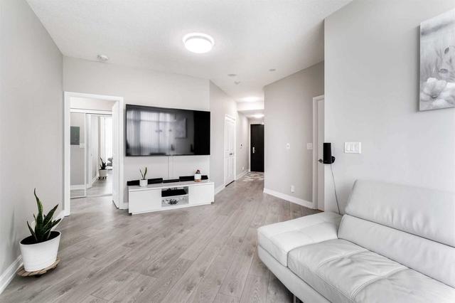 1203 - 80 Absolute Ave, Condo with 2 bedrooms, 2 bathrooms and 1 parking in Mississauga ON | Image 2