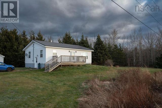 43 Toney Bay Road, House detached with 2 bedrooms, 1 bathrooms and null parking in Cumberland, Subd. C NS | Image 1