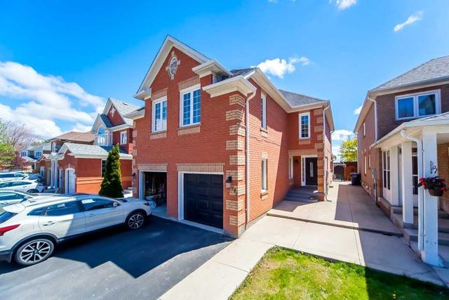 161 Clover Bloom Rd, House semidetached with 3 bedrooms, 4 bathrooms and 5 parking in Brampton ON | Image 12
