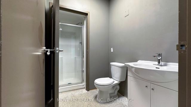 302 - 1 King St W, Condo with 3 bedrooms, 1 bathrooms and 0 parking in Toronto ON | Image 5