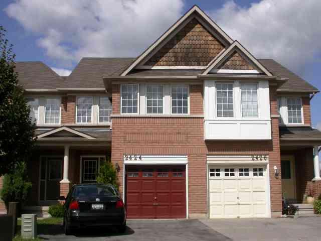 2424 Nichols Dr, House attached with 3 bedrooms, 4 bathrooms and 2 parking in Oakville ON | Image 1