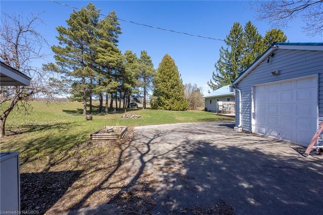 319008 Grey Road 1, House detached with 3 bedrooms, 1 bathrooms and 6 parking in Georgian Bluffs ON | Image 39