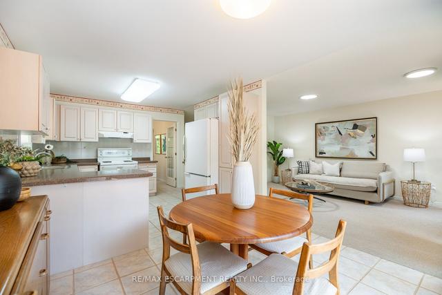 51 Longyear Dr, House detached with 4 bedrooms, 3 bathrooms and 4 parking in Hamilton ON | Image 6