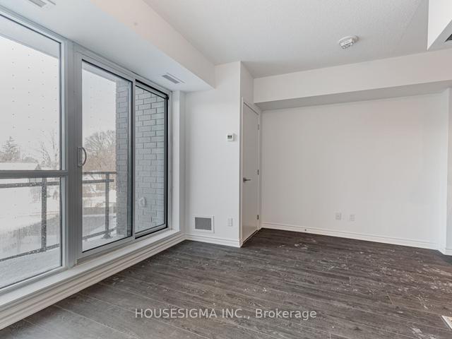 306 - 1 Falaise Rd, Condo with 1 bedrooms, 1 bathrooms and 0 parking in Toronto ON | Image 2