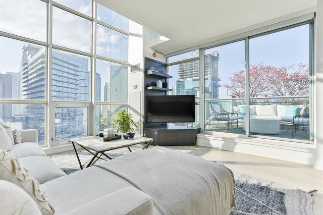 lph19 - 36 Blue Jays Way, Condo with 2 bedrooms, 2 bathrooms and 1 parking in Toronto ON | Image 32
