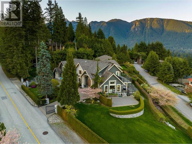 620 St Andrews Road, House detached with 7 bedrooms, 8 bathrooms and 8 parking in West Vancouver BC | Image 4