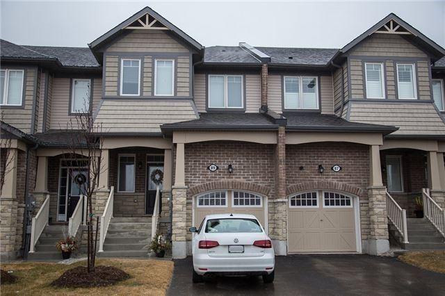 79 Phyllis Dr, House attached with 3 bedrooms, 3 bathrooms and 1 parking in Caledon ON | Image 1