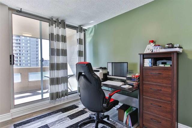 1009 - 3590 Kaneff Cres, Condo with 2 bedrooms, 2 bathrooms and 2 parking in Mississauga ON | Image 13
