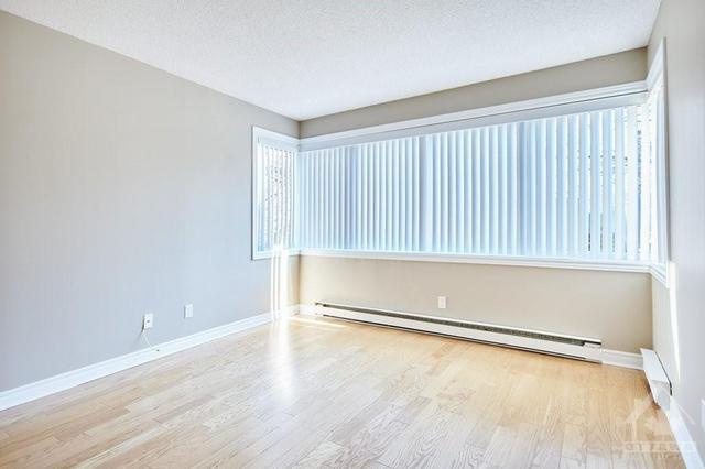 101 - 225 Alvin Road, Condo with 2 bedrooms, 2 bathrooms and 1 parking in Ottawa ON | Image 15