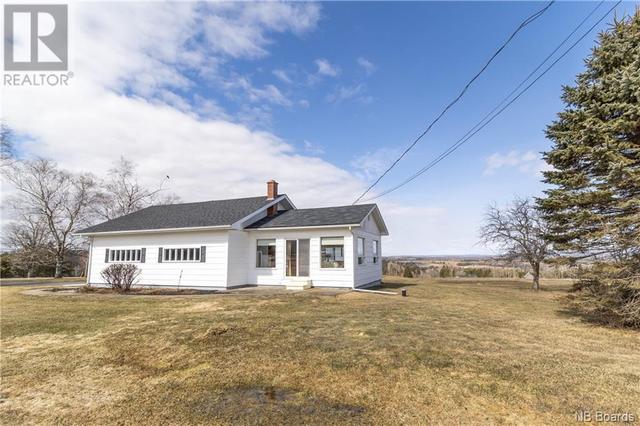 131 Tapley Road, House detached with 2 bedrooms, 1 bathrooms and null parking in Florenceville Bristol NB | Image 2