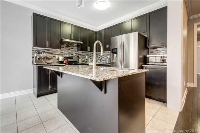 309 Moody Dr, House detached with 4 bedrooms, 3 bathrooms and 2 parking in Vaughan ON | Image 7