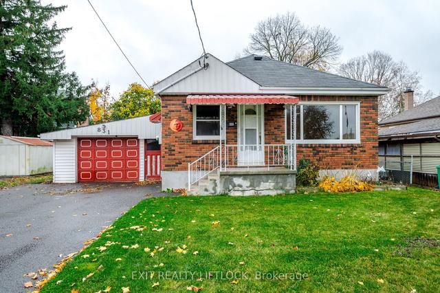 831 Barnardo Ave, House detached with 3 bedrooms, 1 bathrooms and 5 parking in Peterborough ON | Image 12