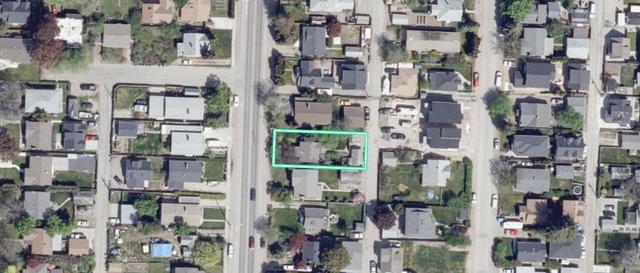 2215 Richter Street, House detached with 2 bedrooms, 1 bathrooms and null parking in Kelowna BC | Card Image