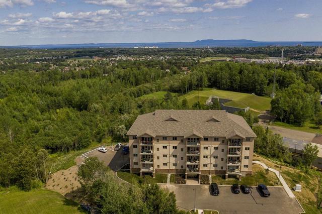 404 - 1230 Dawson Rd, Condo with 2 bedrooms, 2 bathrooms and null parking in Thunder Bay ON | Image 3