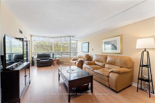 213 - 495 8 Hw, Condo with 2 bedrooms, 2 bathrooms and 2 parking in Hamilton ON | Image 13