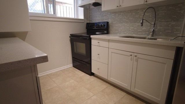 165 Keele St, House detached with 3 bedrooms, 3 bathrooms and 2 parking in Toronto ON | Image 16