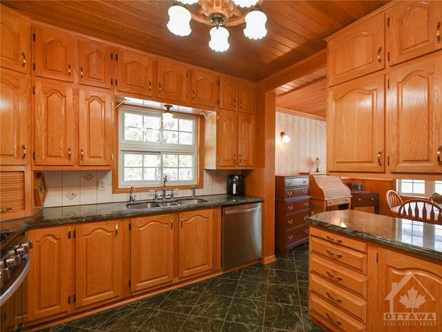 2940 County 20 Road, House detached with 4 bedrooms, 4 bathrooms and 10 parking in North Glengarry ON | Image 10