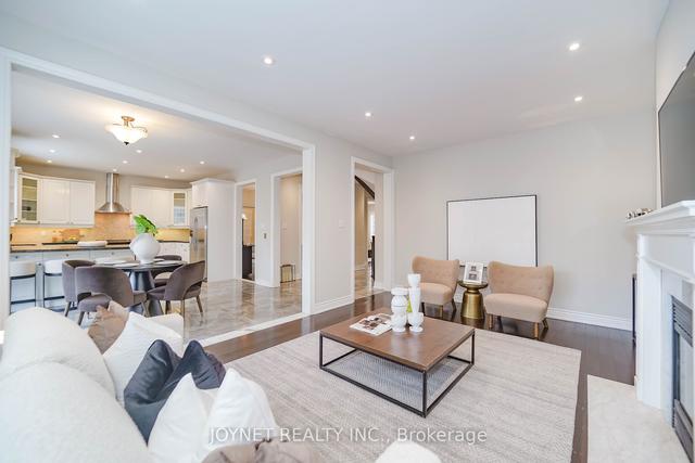 109 Vaughan Blvd E, House detached with 4 bedrooms, 5 bathrooms and 6 parking in Vaughan ON | Image 8